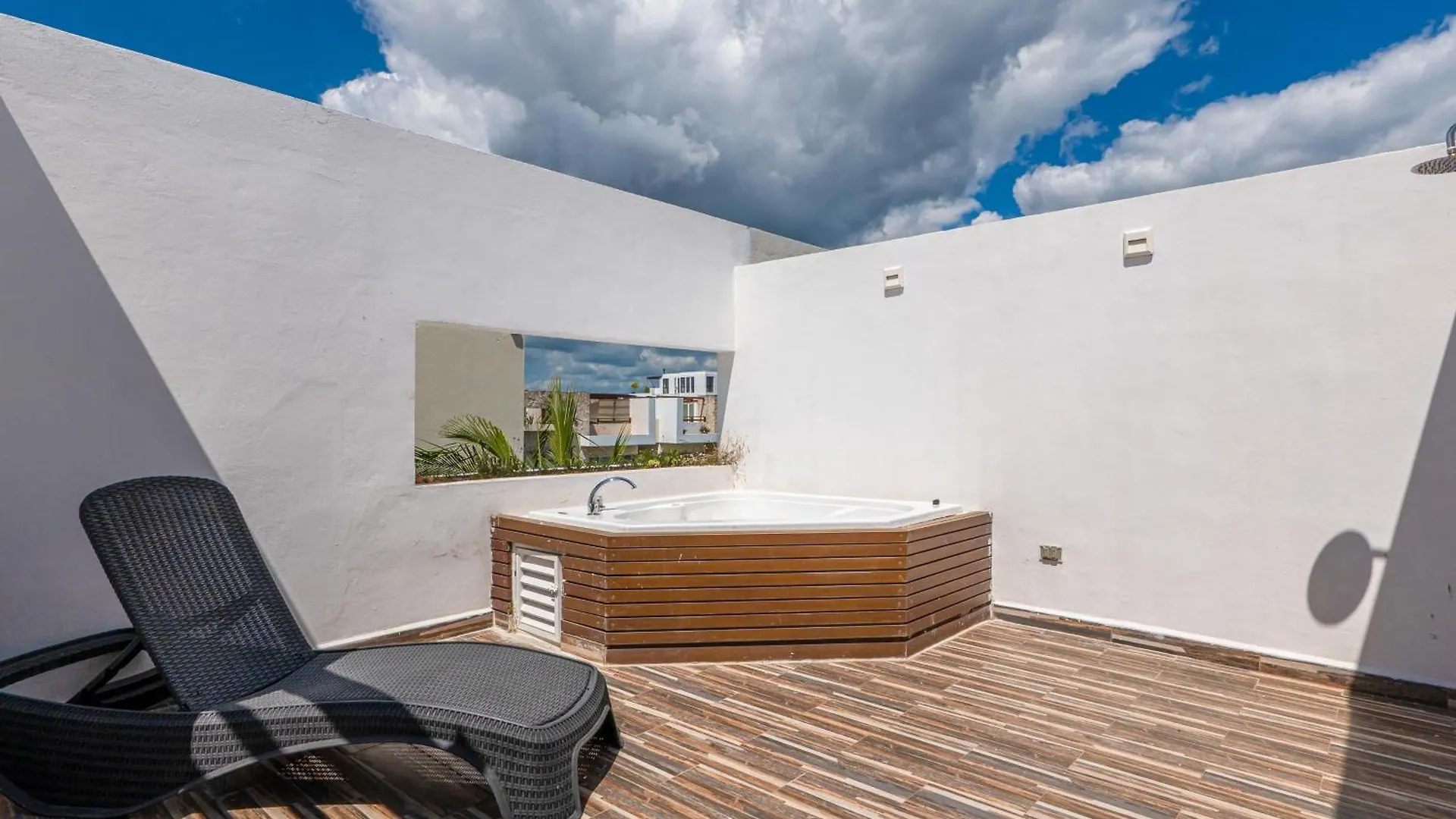 The Turquoise Escape At Sabbia B402 Apartment Playa del Carmen
